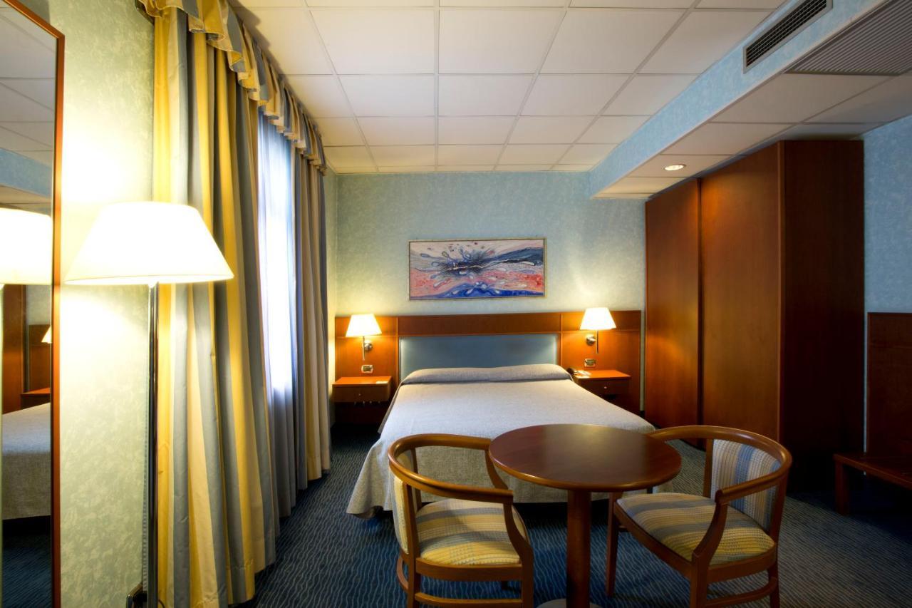 Palace Hotel Moderno Pordenone Zewnętrze zdjęcie