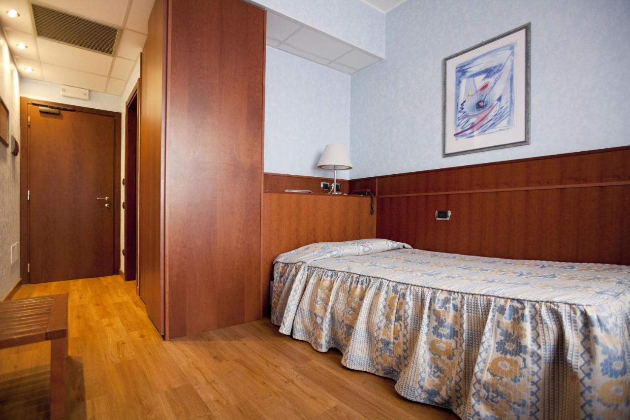 Palace Hotel Moderno Pordenone Zewnętrze zdjęcie